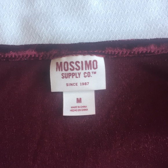 Red velour crop top - Picture 3 of 6